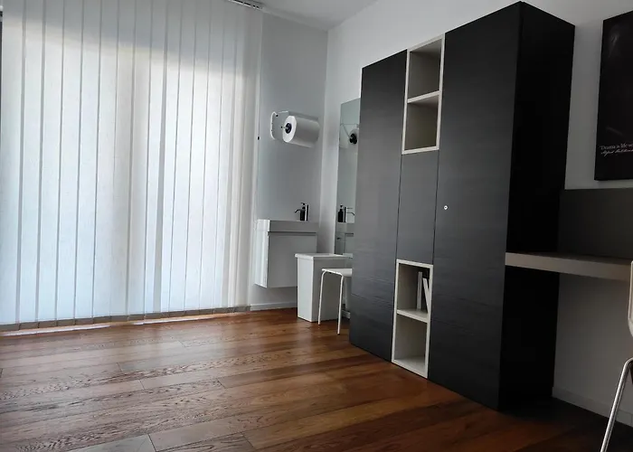 Apartment Cconforthotels Sea&cruise Side